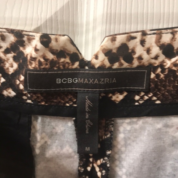 BCBGMaxAzria python shorts - Picture 3 of 3